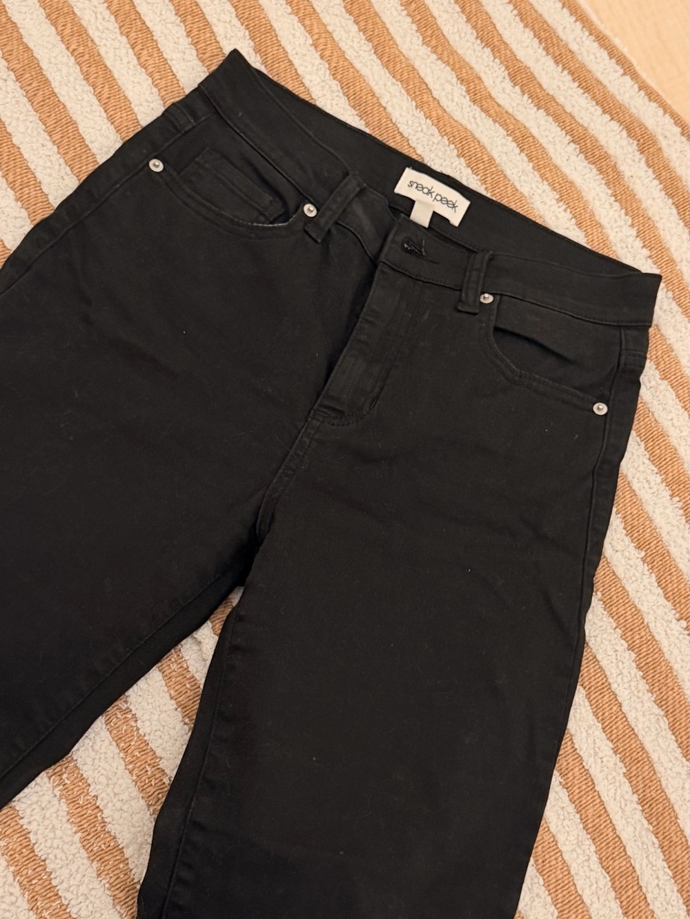 Sneak Peek Women's High-Rise Black Jeans